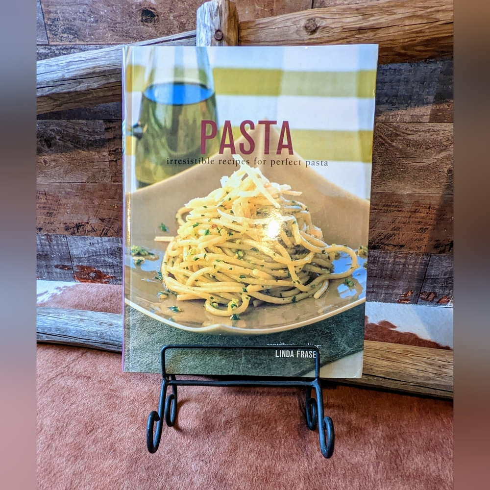 2001 Vintage Pasta Irresistible Recipe Book